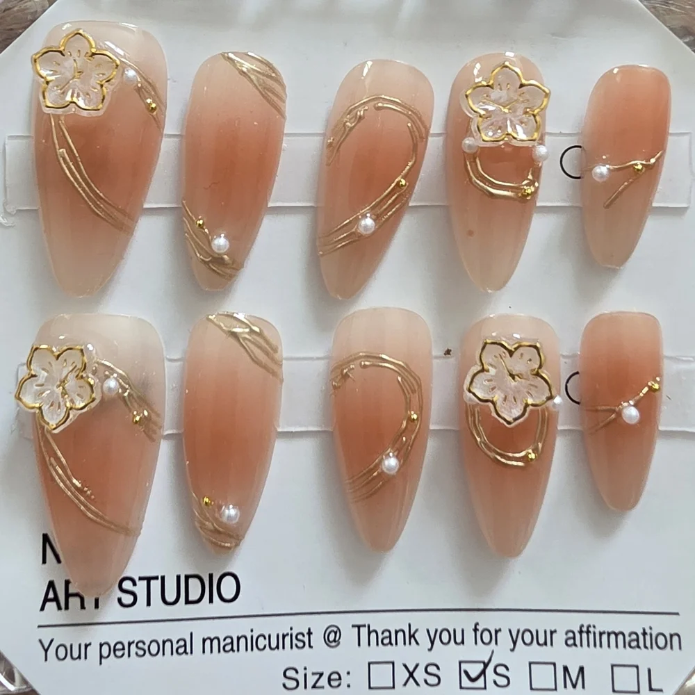 3D Gold Floral & Pearl Press-On Nails | Peach Ombre | Size Small